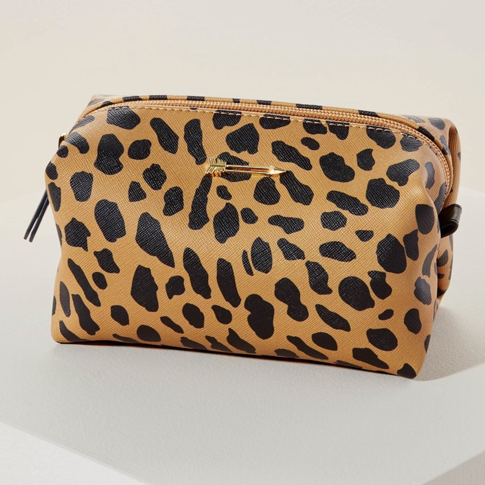 Stella Dot Animal Dot Cosmetic Pouf